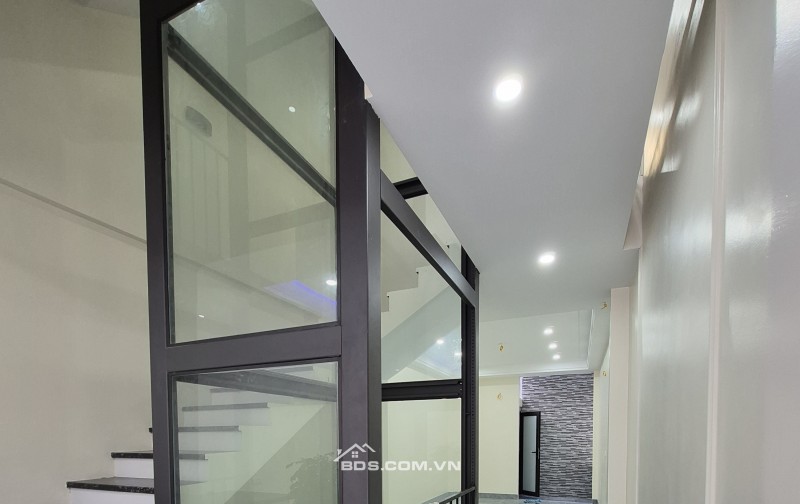 BÁN NHÀ MẶT TIỀN KINH DOANH 4 TẦNG 66M2 MẶT ĐƯỜNG KÊNH GIÁ 5.2 TỶ
