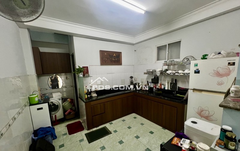 BÁN NHÀ P.1 QUẬN 8 – GẦN CẦU NGUYỄN VĂN CỪ – 3 TẦNG – 52M² – NHỈNH 5 TỶ- LH 0784968131