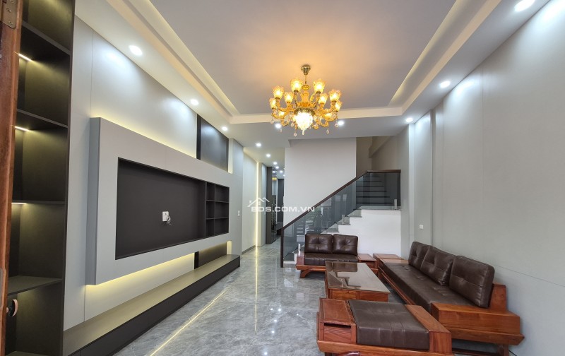 BÁN NHÀ 6.25 TỶ  4 TẦNG 81M2 CÓ THANG MÁY KHU ĐÔ THỊ HÒA VƯỢNG