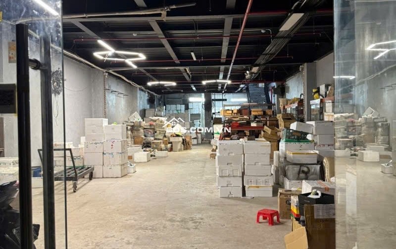 Bán nhà MTKD ngang 8m Phạm Văn Bạch 272m2 3 lầu làm showroom ngay chợ KD đỉnh 30 tỷ.