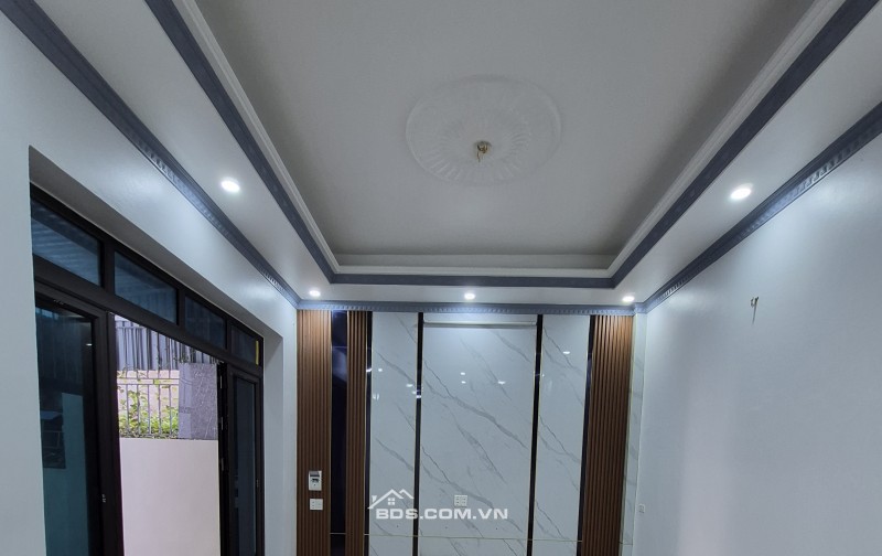 BÁN NHÀ 2.25 TỶ 3 TẦNG 54M2  NGÕ CỰC NGẮN ĐƯỜNG NGUYỄN BÍNH