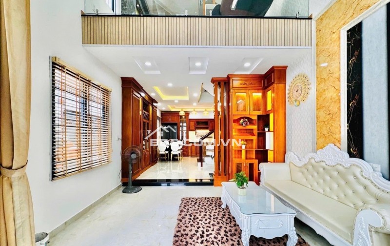 TUYỆT ĐỐI ĐIỆN ẢNH - SIÊU PHẨM ĐẸP NHƯ TRANH - 5 TẦNG MỚI CỨNG - NGAY TRƯỜNG PHAN TÂY HỒ GÒ VẤP