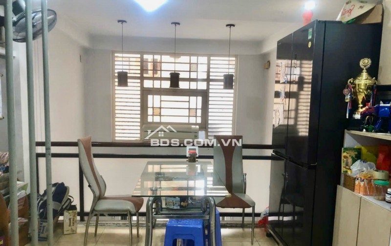 NHÀ 4 TẦNG TRƯỜNG CHINH -NGAY TRẠM DỪNG CHÂN METRO- SÁT MẶT TIỀN ĐƯỜNG -30M2 - NHỈNH 5 TỶ