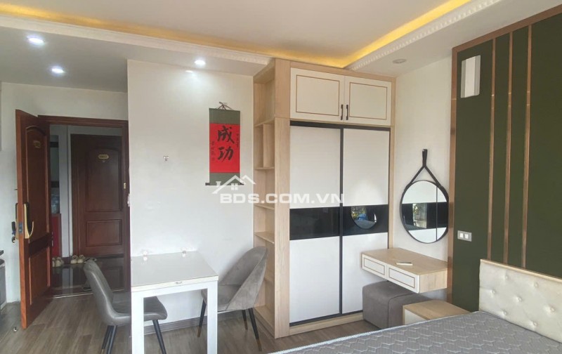 Cho thuê Căn chung cư mini full đồ tại Ngõ 193 Trích Sài. Ban công View hồ cực thoáng. Chỉ 6.5tr