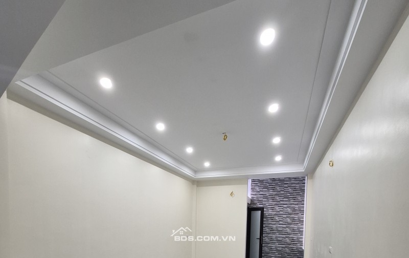 BÁN NHÀ MẶT TIỀN KINH DOANH 4 TẦNG 66M2 MẶT ĐƯỜNG KÊNH GIÁ 5.2 TỶ