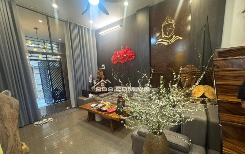 Bán Nhà Phố Cổ Cảm Hội - Lò Đúc, Hai Bà Trưng 60/74m, 5 tầng, mt 4m, giá 17,9 tỷ.