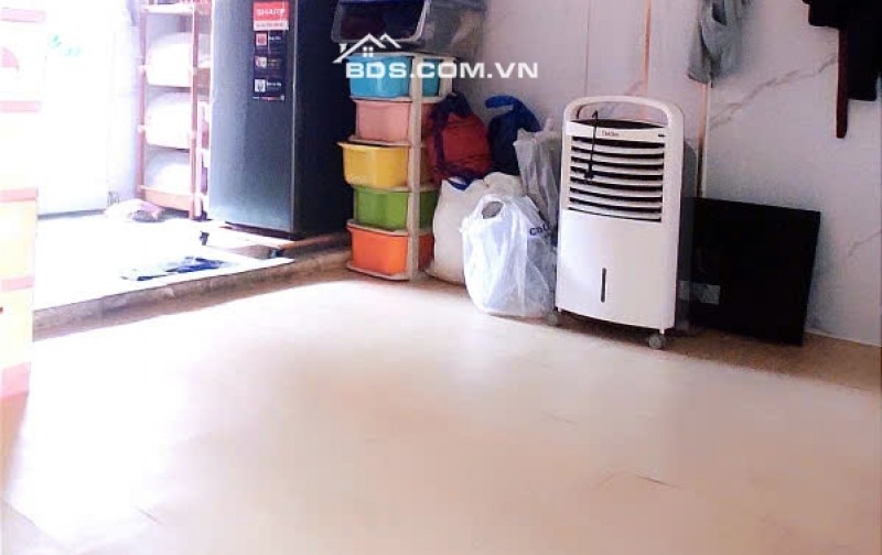 Bán căn hộ 60m2 tầng 3 Chung cư Lý  Thường Kiệt P7 Q11