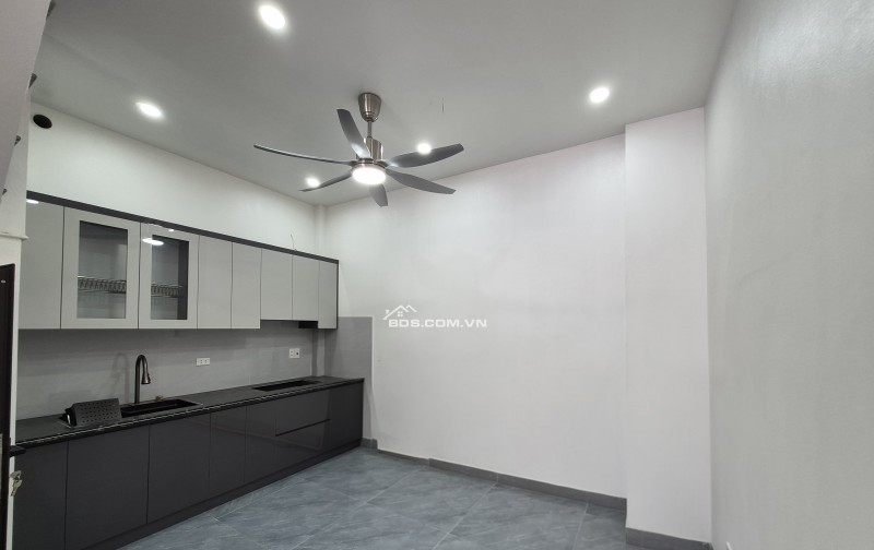 BÁN NHÀ ĐẸP 2.45 TỶ 3 TẦNG 45M2 NGÕ CỰC NGẮN ĐƯỜNG TRƯỜNG CHINH