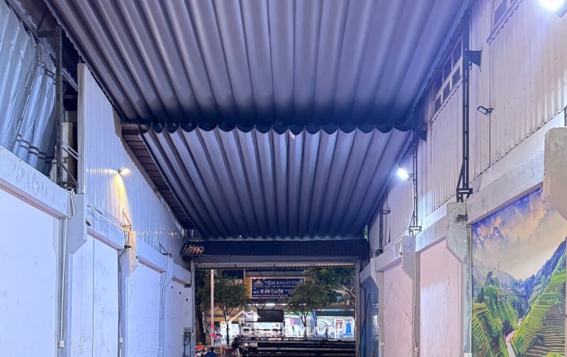 CHO THUÊ MẶT BẰNG ĐƯỜNG KÍNH DƯƠNG VƯƠNG 460m2  LÀM VĂN PHÒNG, GARAGE OTO,...