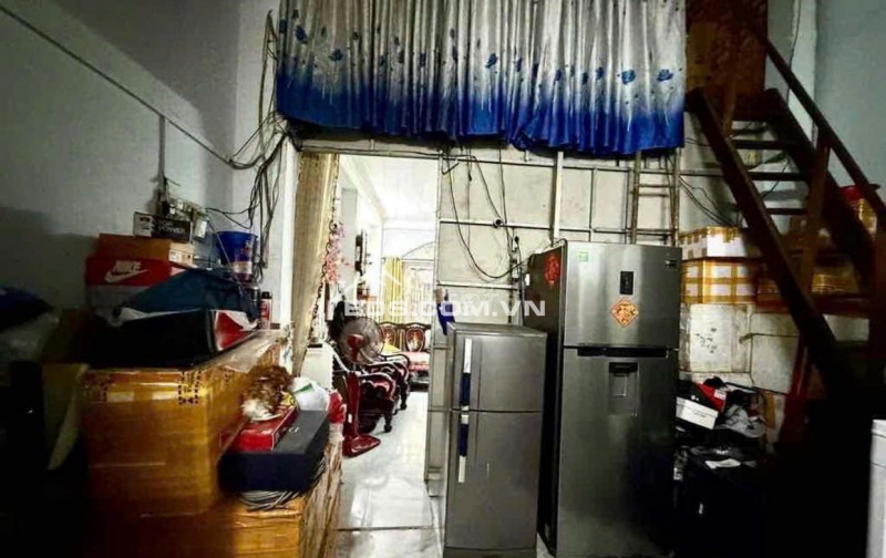 Bán nhà hẻm 2m gần chợ Bà Chiểu 1 trệt 1 gác lửng thuận tiện xây mới