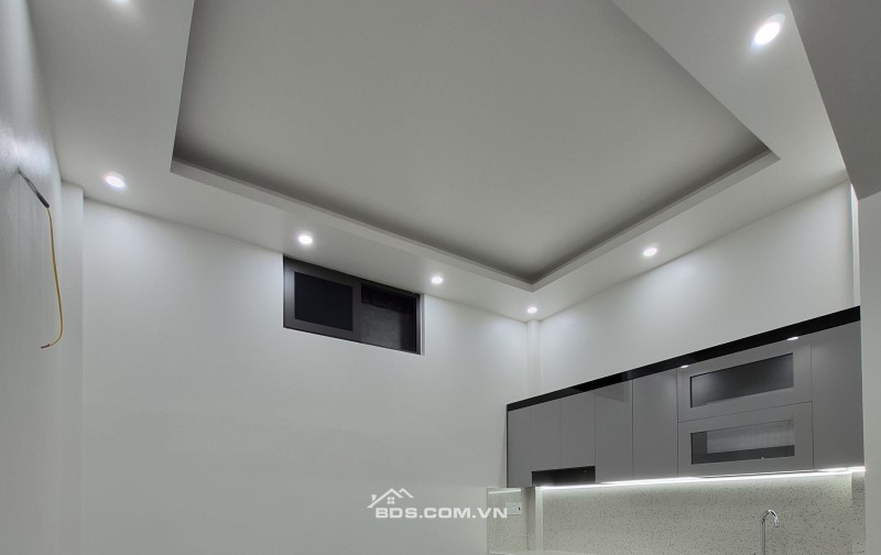 BÁN NHÀ 2.88 TỶ 3 TẦNG 45M2 ( TÂY NAM ) NGÕ RỘNG NGAY HỒ VỊ XUYÊN