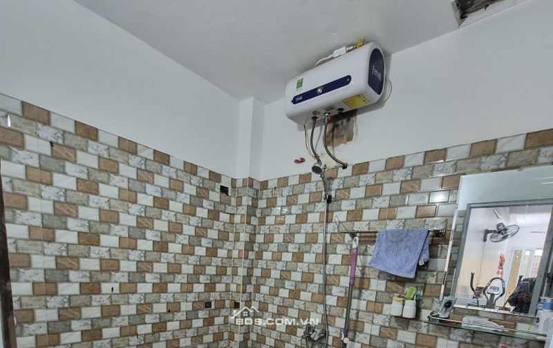 BÁN NHÀ GIÁ RẺ 1.6 TỶ 3 TẦNG 47M2 ( ĐÔNG NAM ) NGÕ TRẦN HUY LIỆU