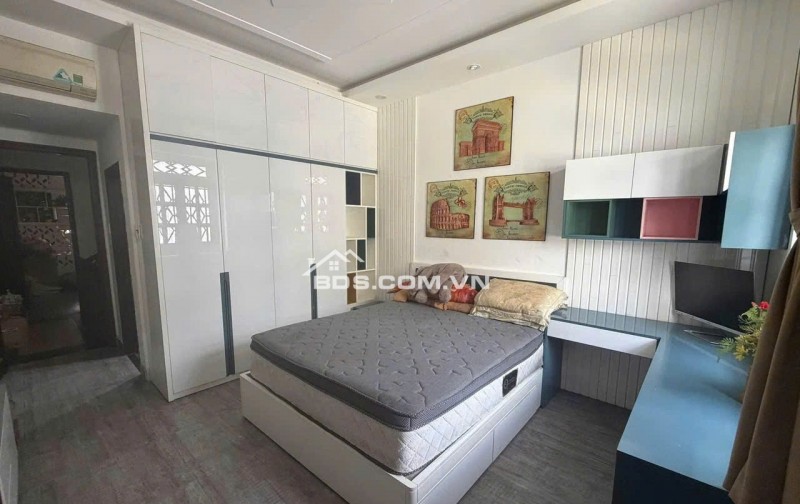 NGỘP LẮM nhà HXT Phan Văn Trị 92m2 4 tầng nở hậu 5m BTCT gần chợ Bà Chiểu chỉ 15.6 tỷ