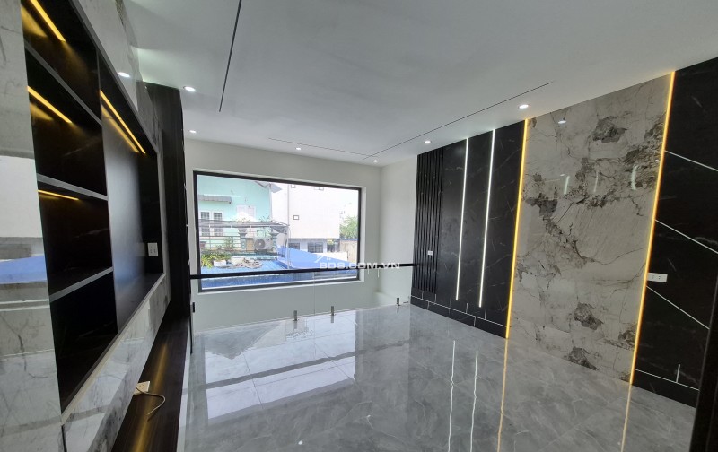 BÁN NHÀ 4.8 TỶ 4 TẦNG 58M2 CÓ GARA Ô TÔ MẶT ĐƯỜNG ĐÔ THỊ MỸ TRUNG