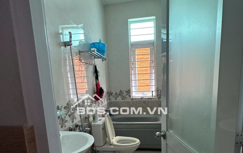 CẠNH TRƯỜNG HOA LƯ, TRUNG TÂM TĂNG NHƠN PHÚ B Q9, NHÀ 2 TẦNG THOÁNG MÁT, NGANG 5M,  85M² – 3PN – 3WC – CHỈ 9,05 TỶ