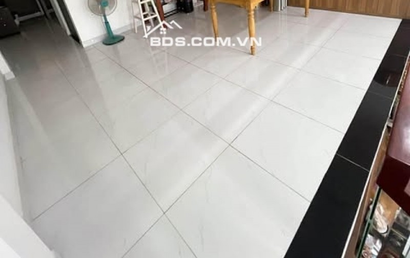 BÁN NHÀ HẺM XE HƠI ÂU DƯƠNG LÂN Q8 - BỀ NGANG 6M - NỞ HẬU TÀI LỘC