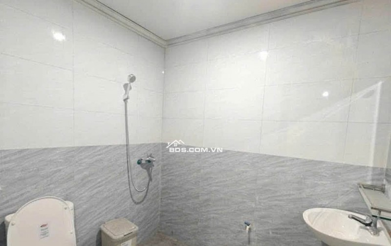 BÁN NHÀ ĐẸP 1.39 TỶ 2.5 TẦNG 46M2 ( TÂY BẮC ) NGÕ PHÙ LONG