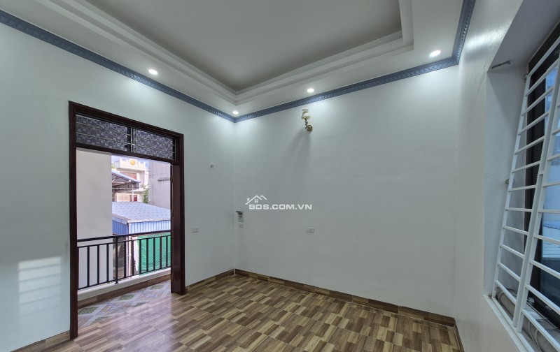 BÁN NHÀ 2.25 TỶ 3 TẦNG 54M2  NGÕ CỰC NGẮN ĐƯỜNG NGUYỄN BÍNH