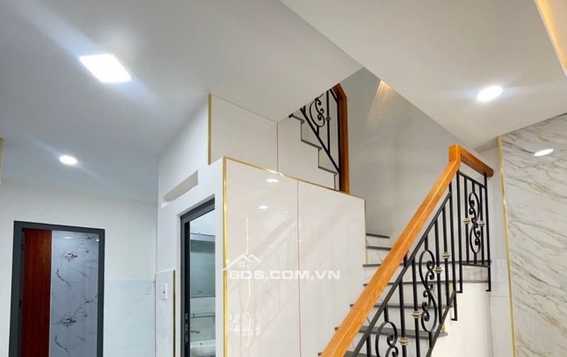 MẶT HẺM XE TẢI Q.8 – 4 tầng BTCT 50M²– 5PN – đỗ oto thoải mái, chỉ hơn 5T