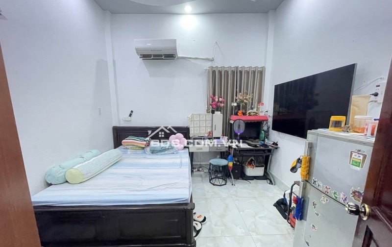 NHÀ 3 TẦNG Q.8 – HẺM XE HƠI TỚI CỬA KHU AN NINH HÀNG XÓM VĂN MINH
