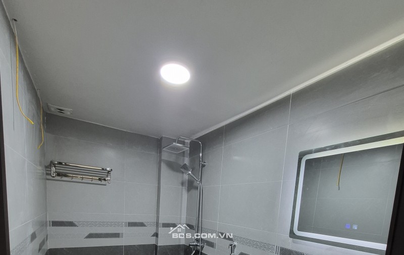 BÁN NHÀ 4.8 TỶ 4 TẦNG 58M2 CÓ GARA Ô TÔ MẶT ĐƯỜNG ĐÔ THỊ MỸ TRUNG