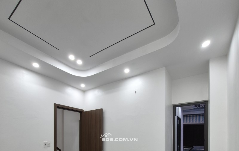 BÁN NHÀ MỚI 2.8 TỶ 3 TẦNG 50M2 NGÕ THÔNG ĐƯỜNG TRẦN NHẬT DUẬT