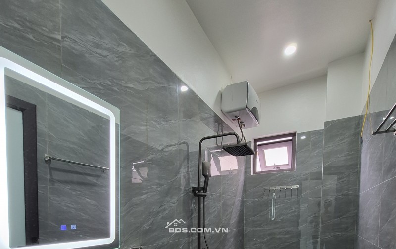 BÁN NHÀ ĐẸP 2.45 TỶ 3 TẦNG 45M2 NGÕ CỰC NGẮN ĐƯỜNG TRƯỜNG CHINH