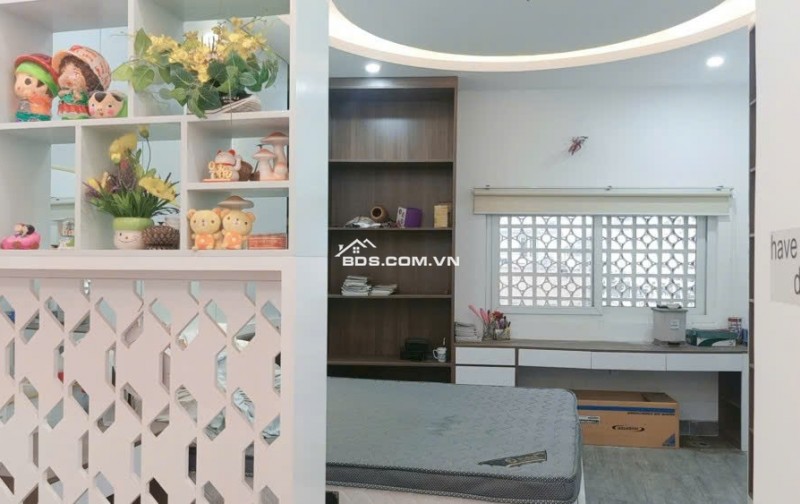 NGỘP LẮM nhà HXT Phan Văn Trị 92m2 4 tầng nở hậu 5m BTCT gần chợ Bà Chiểu chỉ 15.6 tỷ