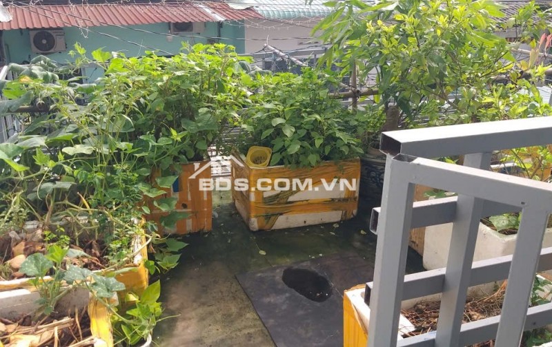 MẶT TIỀN ĐƯỜNG SỐ 138 - NHÀ 1 TRỆT 1 LẦU  3 PHÒNG NGỦ - KHU DÂN CƯ SẦM UẤT - TIỆN ÍCH XUNG QUANH KHÔNG THIẾU GÌ - NGAY TRUNG QUẬN 9 CŨ - GIÁ 8.3 TỶ