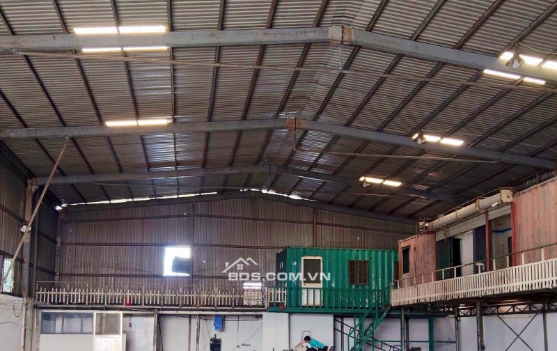 Cho thuê mặt bằng kho, đường container 24h, Ql1A Quận 12