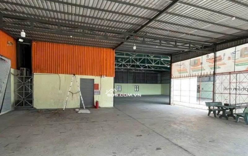 Cho thuê mặt bằng kho, đường container 24h, Ql1A Quận 12