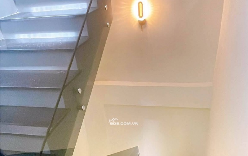 Bán Nhà Gần Đường Ô Tô, Hoàng Mai 40/43m,  4 tầng, mt 4.3m, giá 10.6 tỷ.