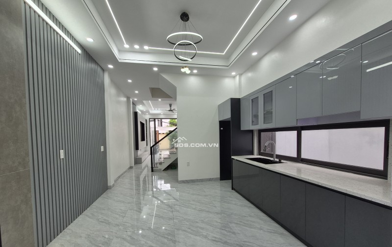 BÁN NHÀ ĐẸP 3.2 TỶ 3 TẦNG 96M2 CÓ SÂN Ô TÔ NGÕ ĐƯỜNG THÁI BÌNH