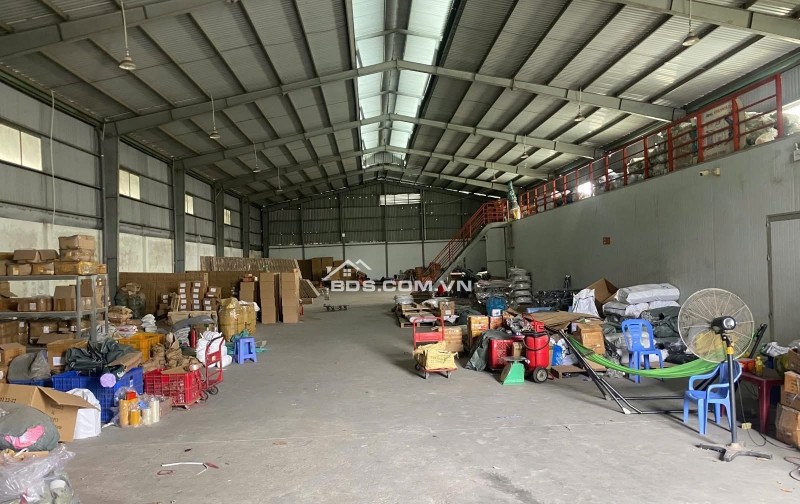 Cho thuê kho xưởng + văn phòng 1900m2 An Phú Đông Quận 12