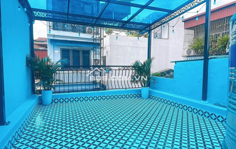 Bán Nhà Gần Đường Ô Tô, Hoàng Mai 40/43m,  4 tầng, mt 4.3m, giá 10.6 tỷ.