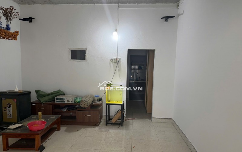 Bán nhà cấp 4 tổ dân phố 14 đường Yên bình phường Yên Nghĩa