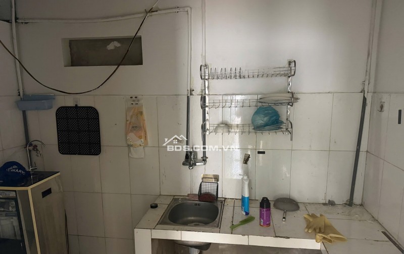 Bán nhà cấp 4 tổ dân phố 14 đường Yên bình phường Yên Nghĩa