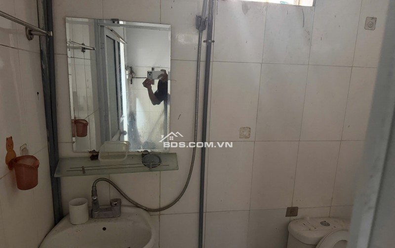 Bán nhà cấp 4 tổ dân phố 14 đường Yên bình phường Yên Nghĩa