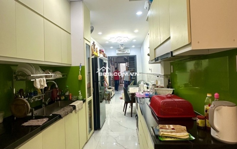 ⁉BÁN NHÀ ĐẸP 4 TẦNG - CMT8 SAU 1 CĂN MẶT TIỀN - 36M2 - NHỈNH 5 TỶ - TẶNG NỘI THẤT