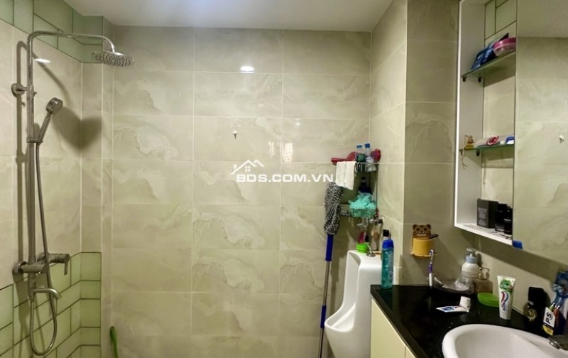 ⁉BÁN NHÀ ĐẸP 4 TẦNG - CMT8 SAU 1 CĂN MẶT TIỀN - 36M2 - NHỈNH 5 TỶ - TẶNG NỘI THẤT