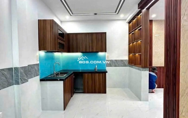 GIÁ 2 TỶ 480 ,NHÀ FULL THỔ CƯ NGAY PHƯỜNG DĨ AN, CHỢ XÓM NGHÈO