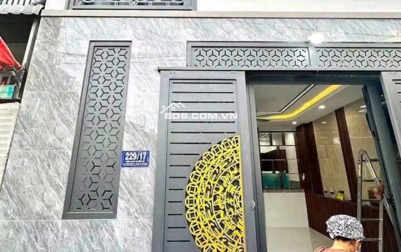 GIÁ 2 TỶ 480 ,NHÀ FULL THỔ CƯ NGAY PHƯỜNG DĨ AN, CHỢ XÓM NGHÈO
