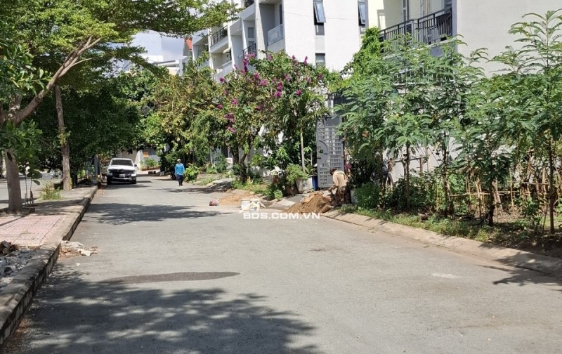 Bán đất mặt tiền  đường 655 Phường Phước Long B TP Thủ Đức