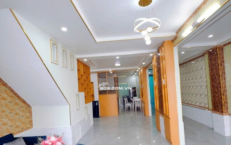  GIẢM GIÁ CÒN 7,9 TỶ – MẶT TIỀN NGUYỄN ĐỨC THIỆU, TRUNG TÂM DĨ AN 