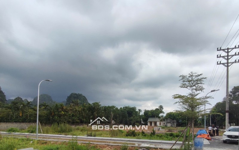 Thôn Cap xã Cao Dương tỉnh Hòa bình , ngay gần Quốc lộ 21A và các khu công nghiệp lớn