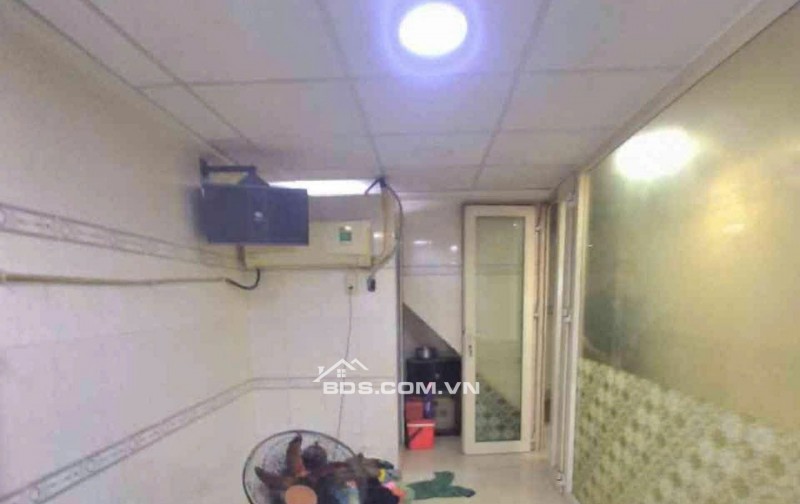 BÁN NHÀ CÁCH MẠNG THÁNG TÁM – GẦN MẶT TIỀN – 18M² – 3 TẦNG – CHỈ 2.95 TỶ