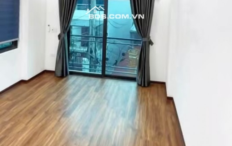 Nhà mới đẹp biên giang vào ở ngay gần hồ điều hoà, đường thông các ngả
