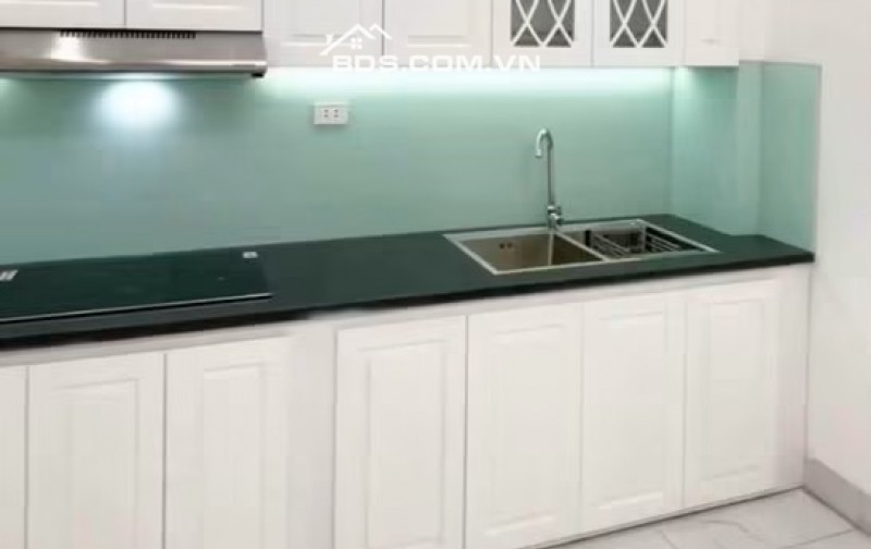 Nhà mới đẹp biên giang vào ở ngay gần hồ điều hoà, đường thông các ngả