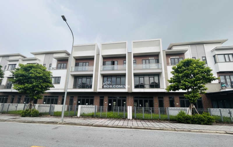  CÁCH HỒ GƯƠM CHỈ 12KM – SHOPHOUSE GÓC LÀN 1 TRỤC ĐƯỜNG CHÍNH | SỔ ĐỎ LÂU DÀI