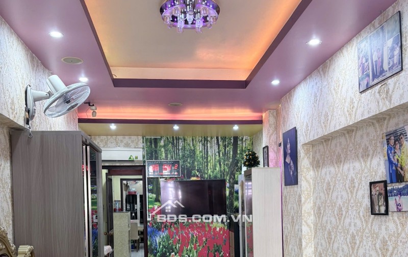 Bán nhà 2 MT đường Minh Phụng - Phường 5 - Quận 6 - TP HCM
